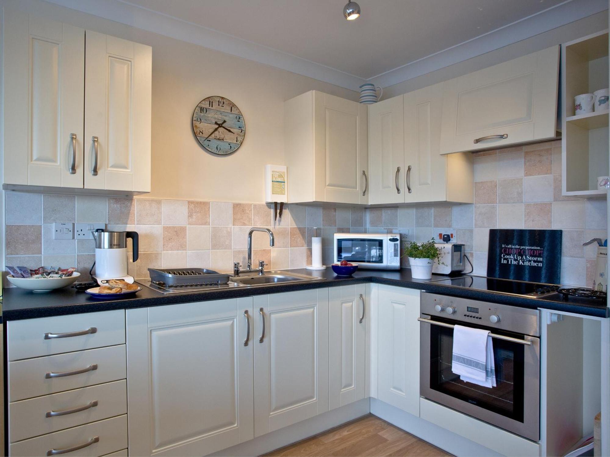 Apartment Deck 6 - Linden Court Brixham